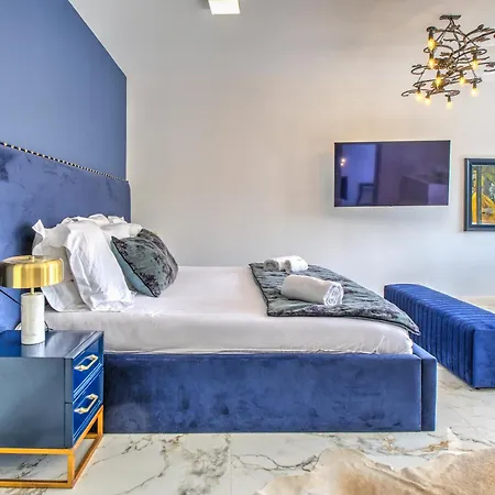 Holiday home Maison De *