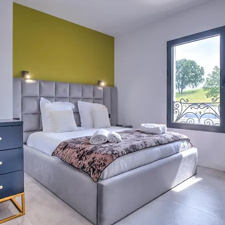 Maison De Holiday home
